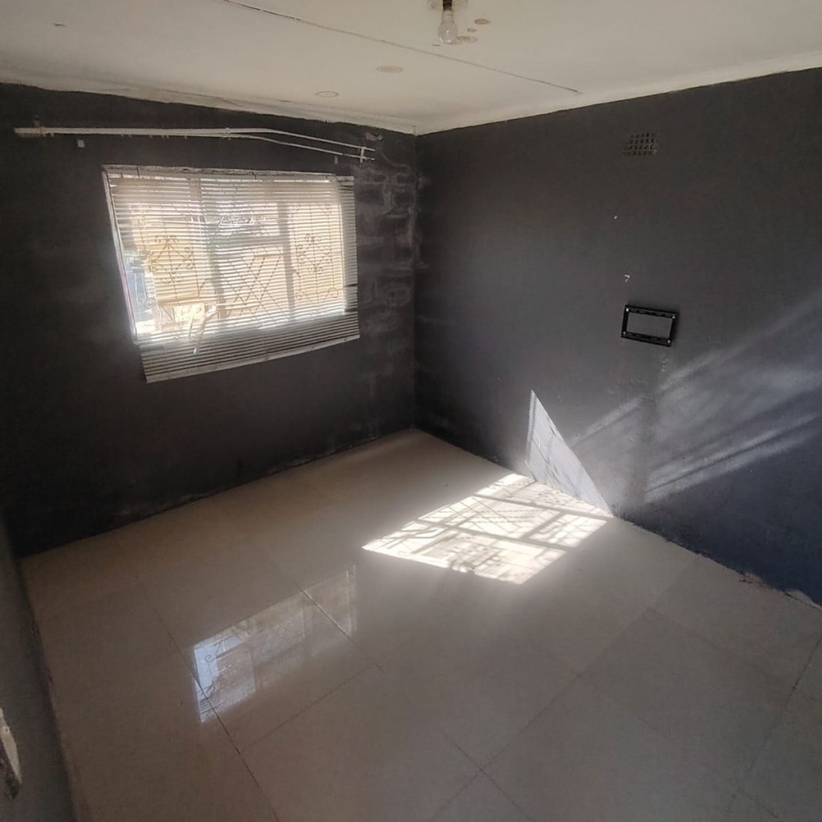 2 Bedroom Property for Sale in King Williams Town Central Eastern Cape
